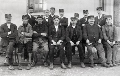 Marbehan personnel de gare.jpg